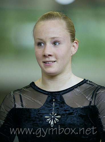 Ariella Kaeslin Swiss Cup 2004 Kunstturnen 