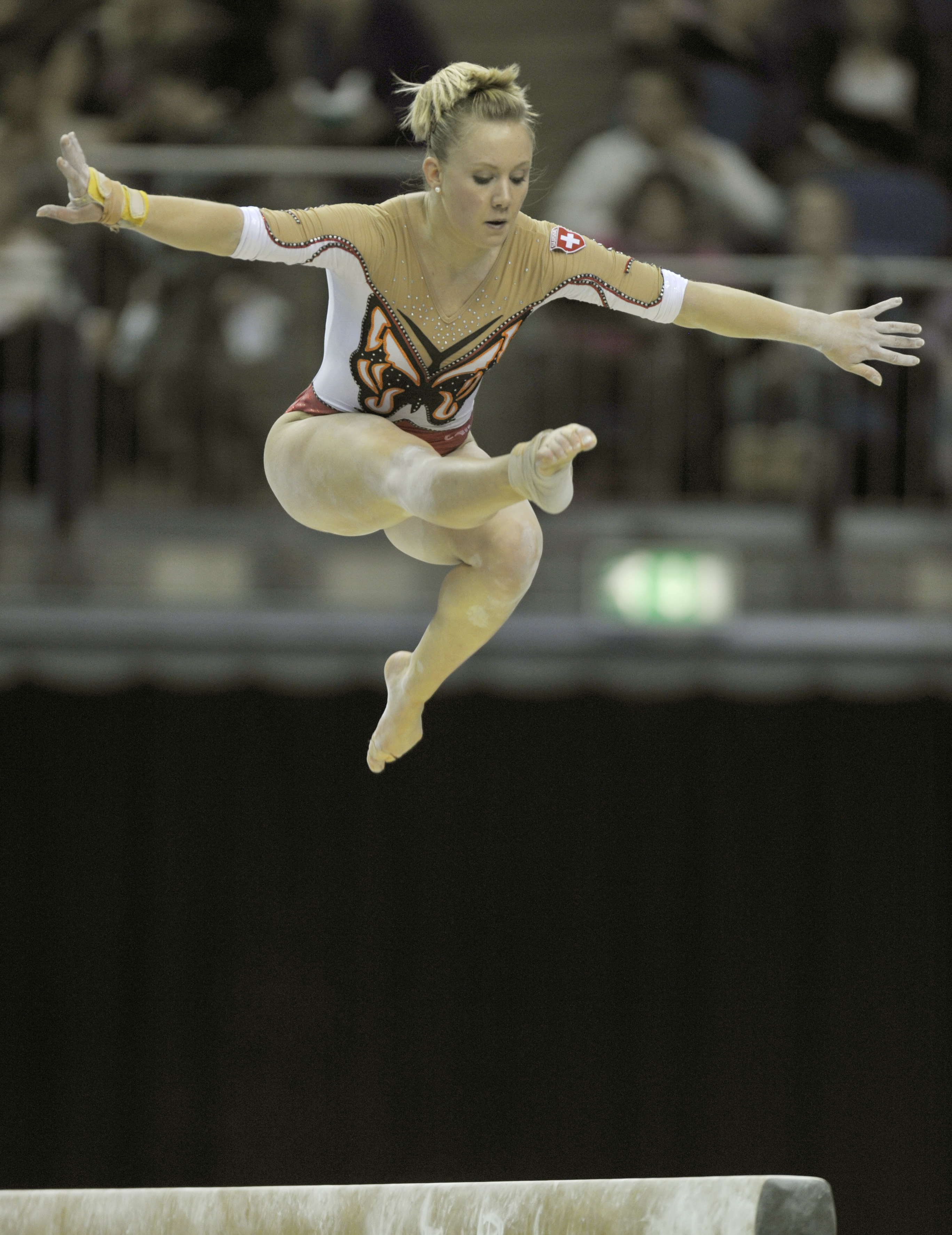 Ariella Kaeslin am Schwebebalken